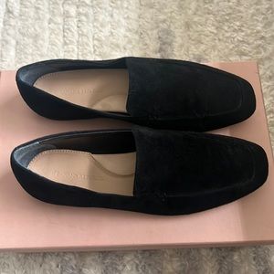 Banana republic suede loafer